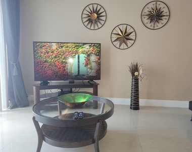 3901 S Ocean Drive - Photo Thumbnail 10