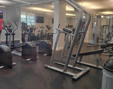 3901 S Ocean Drive - Photo Thumbnail 32