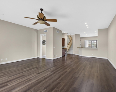 803 Del Sol Circle - Photo Thumbnail 17