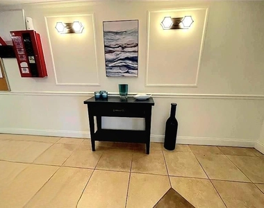 4750 Nw 22nd Court - Photo Thumbnail 3