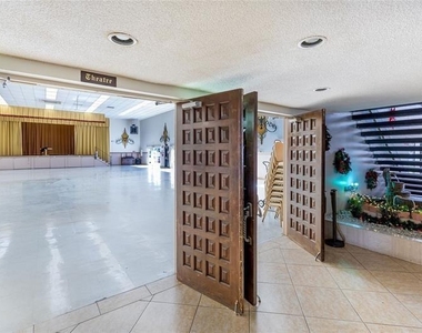 4750 Nw 22nd Court - Photo Thumbnail 4