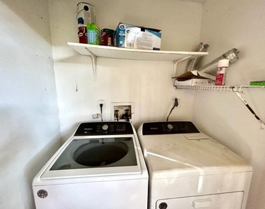 741 N Pine Island Road - Photo Thumbnail 28