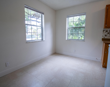 1505 Himmarshee Street - Photo Thumbnail 2