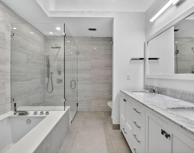 2218 Nw 52nd Street - Photo Thumbnail 16