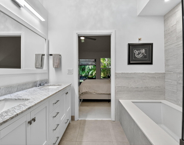 2218 Nw 52nd Street - Photo Thumbnail 17