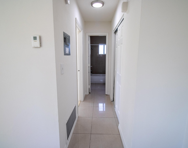 1727 Liberty Street - Photo Thumbnail 6
