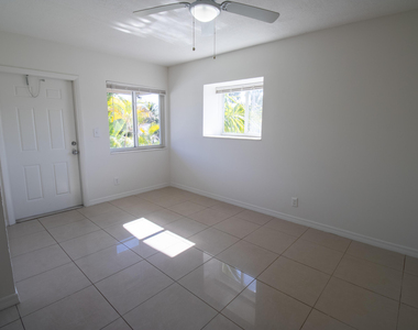 1727 Liberty Street - Photo Thumbnail 5