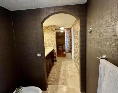 4100 N Ocean Drive - Photo Thumbnail 28