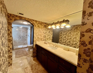 4100 N Ocean Drive - Photo Thumbnail 25