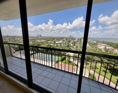 4100 N Ocean Drive - Photo Thumbnail 5