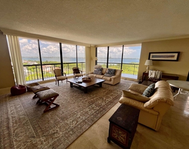 4100 N Ocean Drive - Photo Thumbnail 10