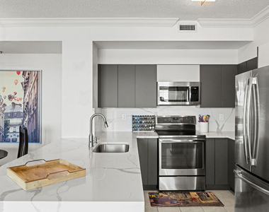 616 Clearwater Park Road - Photo Thumbnail 15