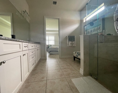 10274 Prato Street - Photo Thumbnail 24
