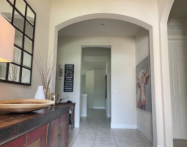 10274 Prato Street - Photo Thumbnail 2