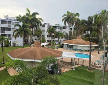 1333 E Hallandale Beach Boulevard - Photo Thumbnail 23