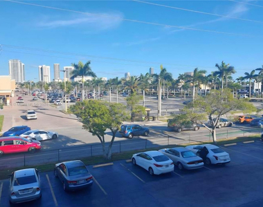 1333 E Hallandale Beach Boulevard - Photo Thumbnail 3