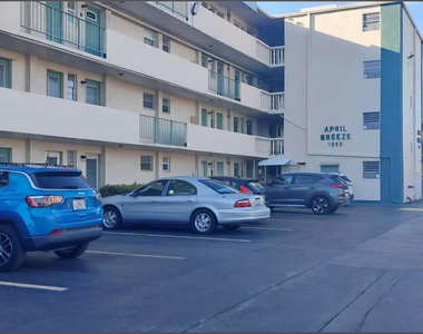 1333 E Hallandale Beach Boulevard - Photo Thumbnail 22