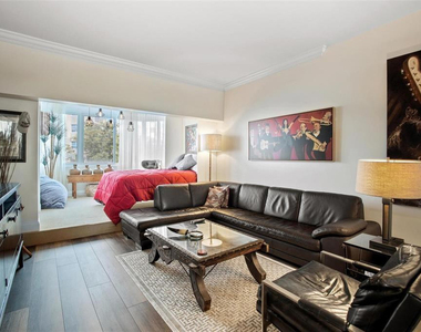 333 Sunset Drive - Photo Thumbnail 10