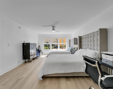 405 N Ocean Boulevard - Photo Thumbnail 16