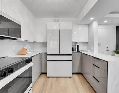 405 N Ocean Boulevard - Photo Thumbnail 11