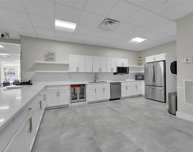 405 N Ocean Boulevard - Photo Thumbnail 39