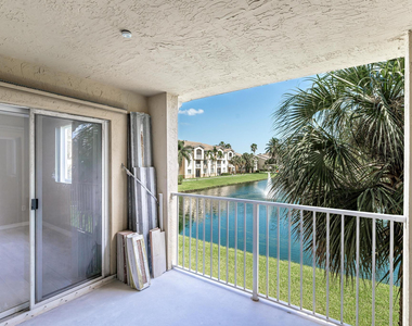2600 S University Drive - Photo Thumbnail 19