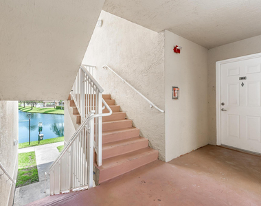 2600 S University Drive - Photo Thumbnail 20