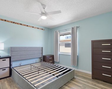 312 Southwind Drive - Photo Thumbnail 16
