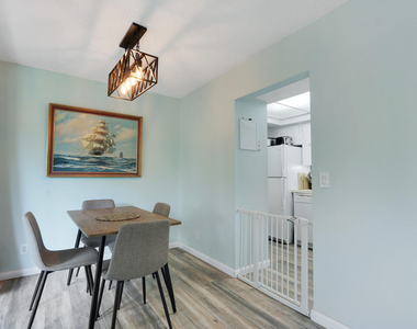 312 Southwind Drive - Photo Thumbnail 9