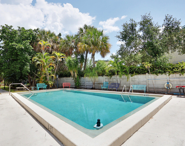 312 Southwind Drive - Photo Thumbnail 19