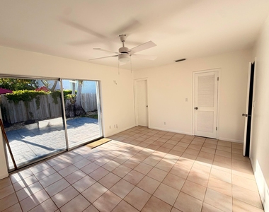 630 Ne 19th Avenue - Photo Thumbnail 11