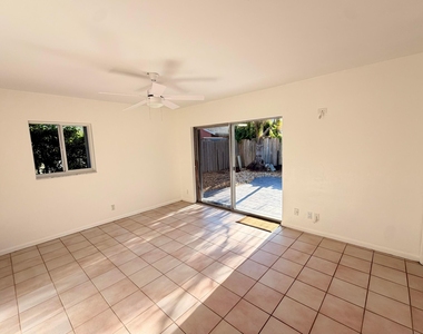 630 Ne 19th Avenue - Photo Thumbnail 10