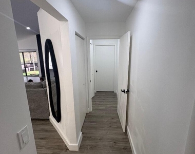 8520 Tourmaline Boulevard - Photo Thumbnail 4