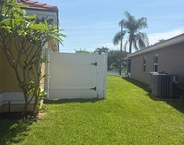 8520 Tourmaline Boulevard - Photo Thumbnail 32