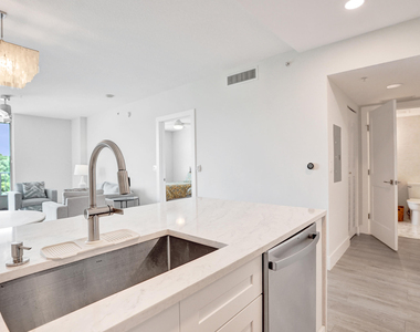 700 E Boynton Beach Boulevard - Photo Thumbnail 11