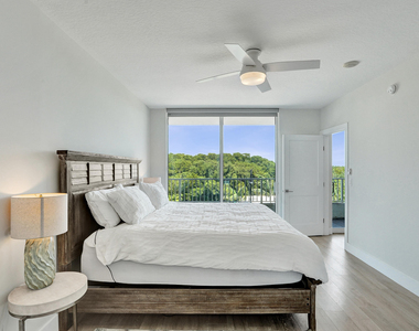 700 E Boynton Beach Boulevard - Photo Thumbnail 13