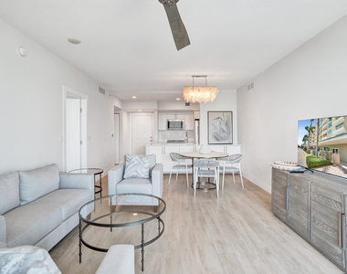 700 E Boynton Beach Boulevard - Photo Thumbnail 2