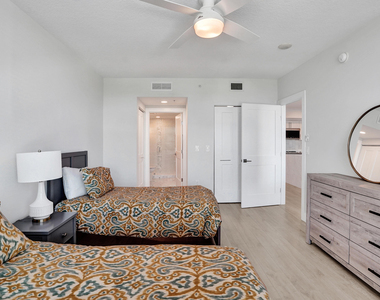 700 E Boynton Beach Boulevard - Photo Thumbnail 23