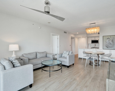 700 E Boynton Beach Boulevard - Photo Thumbnail 1
