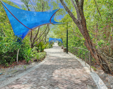 700 E Boynton Beach Boulevard - Photo Thumbnail 38