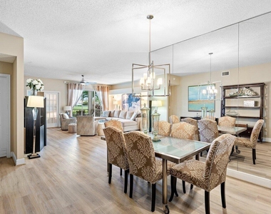 5070 Lake Catalina Drive - Photo Thumbnail 6