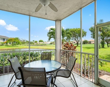 5070 Lake Catalina Drive - Photo Thumbnail 19