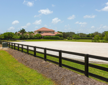 3310 Palm Beach Point Boulevard - Photo Thumbnail 13