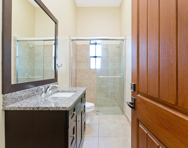 3310 Palm Beach Point Boulevard - Photo Thumbnail 8