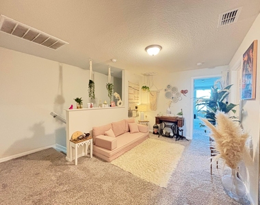 2410 Se Tarvest Way - Photo Thumbnail 15