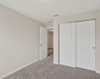 2410 Se Tarvest Way - Photo Thumbnail 26