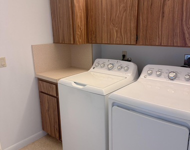 3511 Village Boulevard - Photo Thumbnail 3
