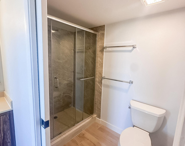 3511 Village Boulevard - Photo Thumbnail 6
