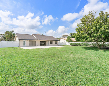 11461 Nw 39th Street - Photo Thumbnail 13