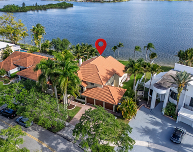 18142 Nw 15th Court - Photo Thumbnail 7